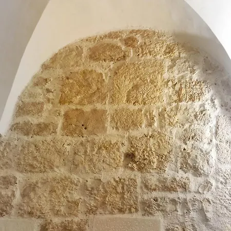 Casa Mirabilis 44 *