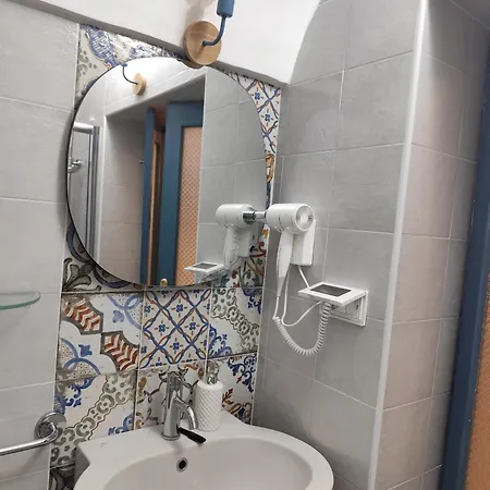 Casa Mirabilis 44 *