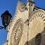Casa Mirabilis 44