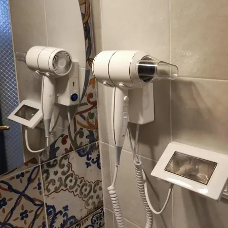 Casa Mirabilis 44 Feriehus *