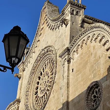 Casa Mirabilis 44